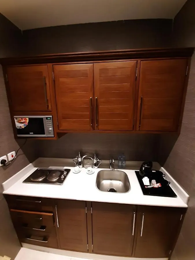 شقق نيروز ان للوحدات المخدومة-Newroz Inn Serviced Apartments DDjeddah 0*, Djeddah